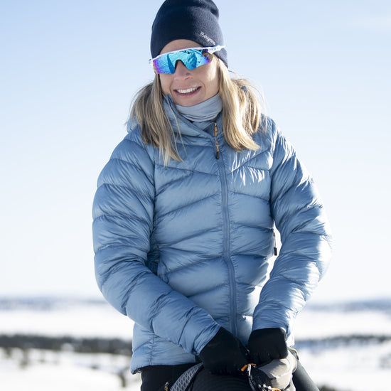 Bergans W Y LIGHTLINE WEIGHTLESS DOWN JACKET HOOD - Down jackets at PeakStyle