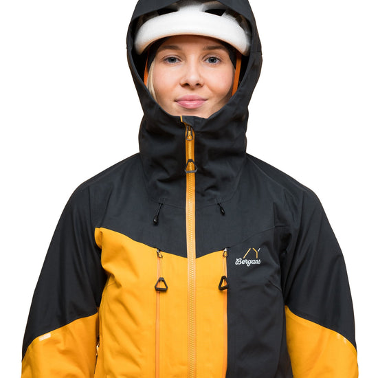 Bergans W Y MOUNTAINLINE BOLD 3L SHELL JACKET - Winter sports jackets at PeakStyle