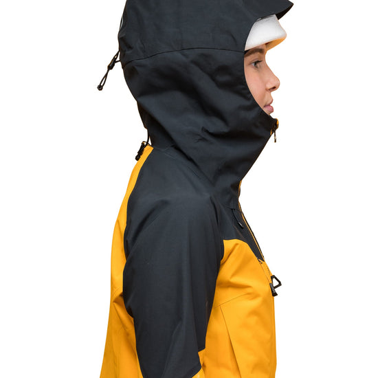 Bergans W Y MOUNTAINLINE BOLD 3L SHELL JACKET - Winter sports jackets at PeakStyle