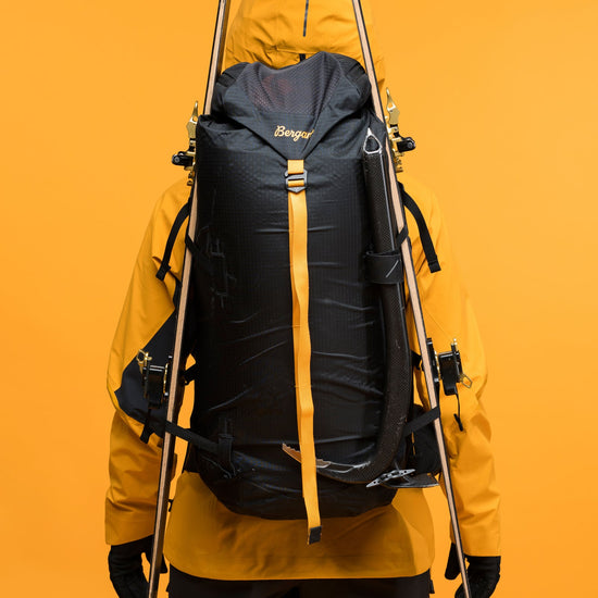 Bergans Y MOUNTAINLINE 40 DAYPACK M/L W/SAFEBACK - Avalanche equipment at PeakStyle
