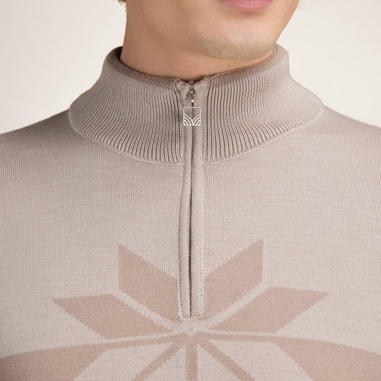 Dale Of Norway BREIDABLIKK Merino-Pullover Herren | Brown - Beige | Detail | DALE-96431-P00-03