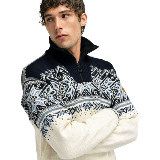 Dale of Norway M VAIL WEATHERPROOF SWEATER - Outerwear at PeakStyle