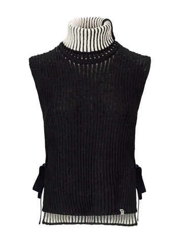 Dale of Norway SKARSTIND NECK - Outerwear at PeakStyle
