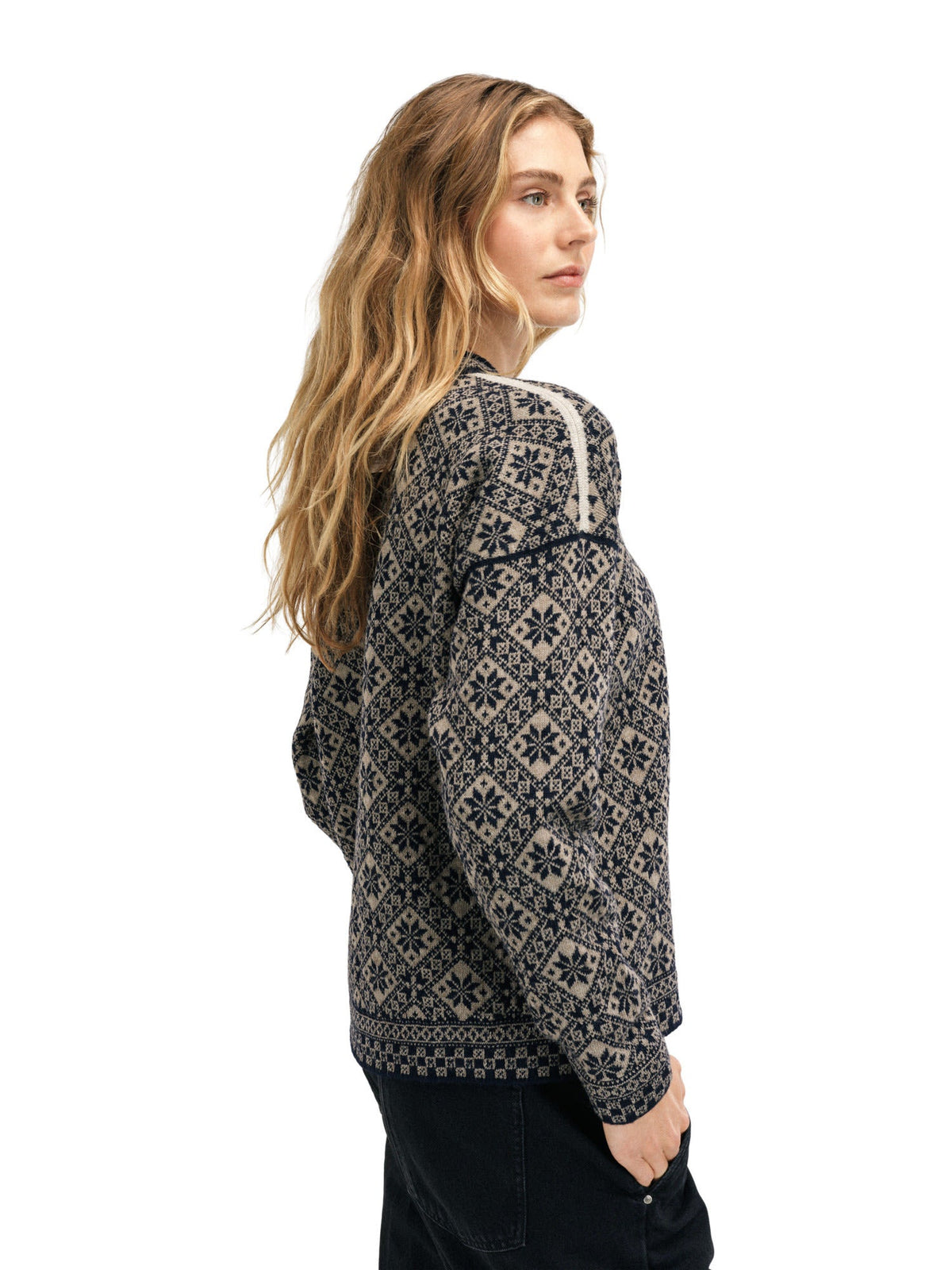 Dale of Norway W BJOROY SWEATER - Outerwear at PeakStyle