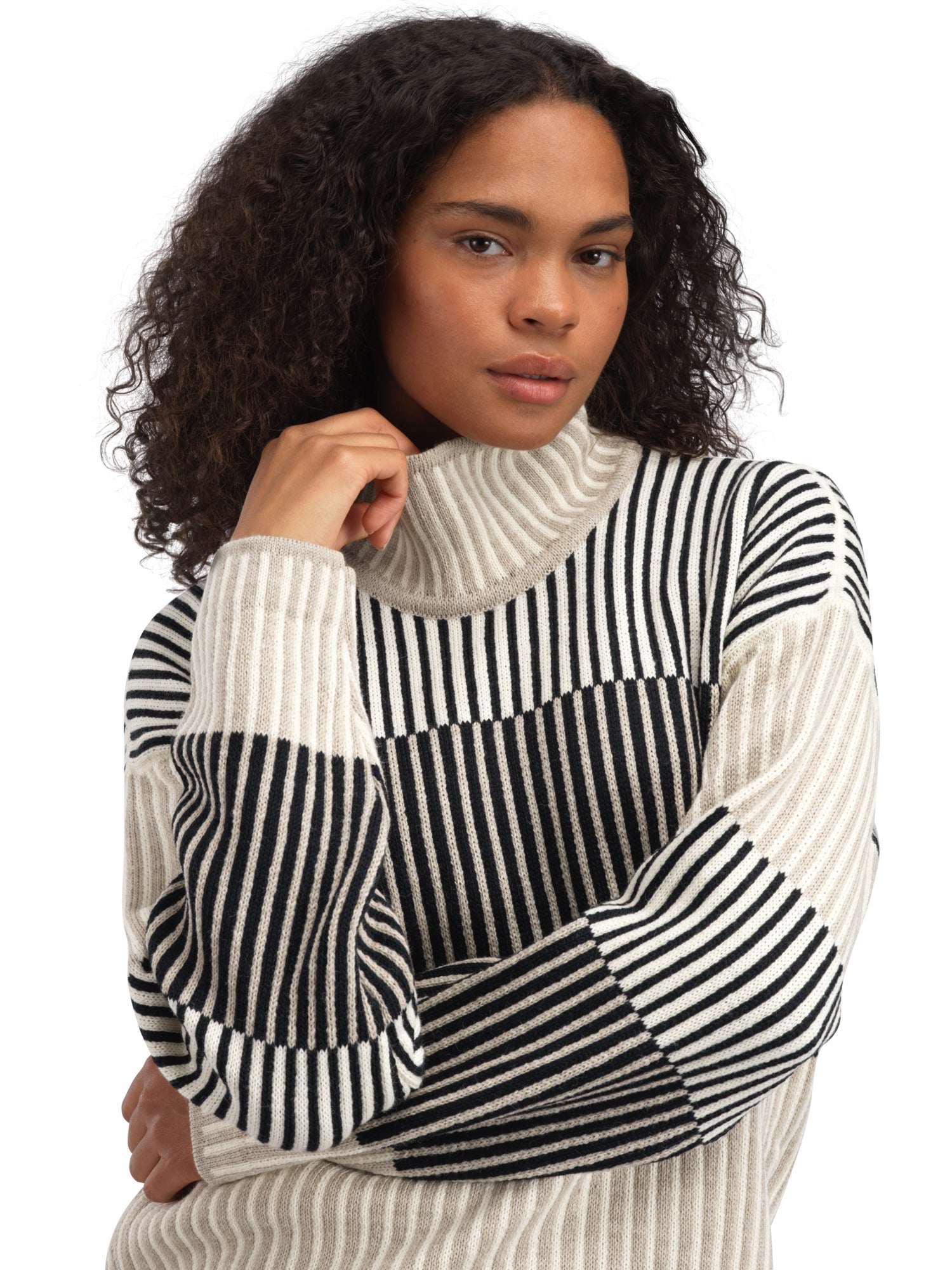 Dale Of Norway W SKARSTIND FEM SWEATER Blanco roto Arena XL - PeakStyle