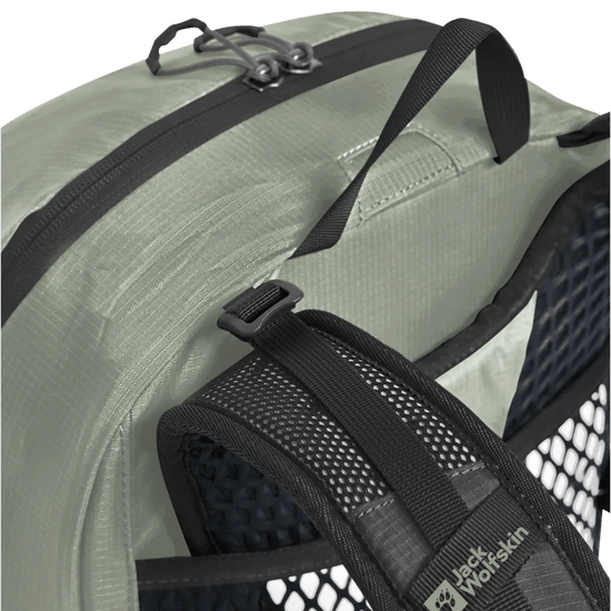 Jack Wolfskin CYROX SHAPE 25 S - L - Bags at PeakStyle