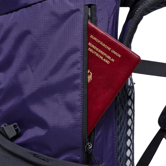 Jack Wolfskin CYROX SHAPE 30 S - L - Bags at PeakStyle