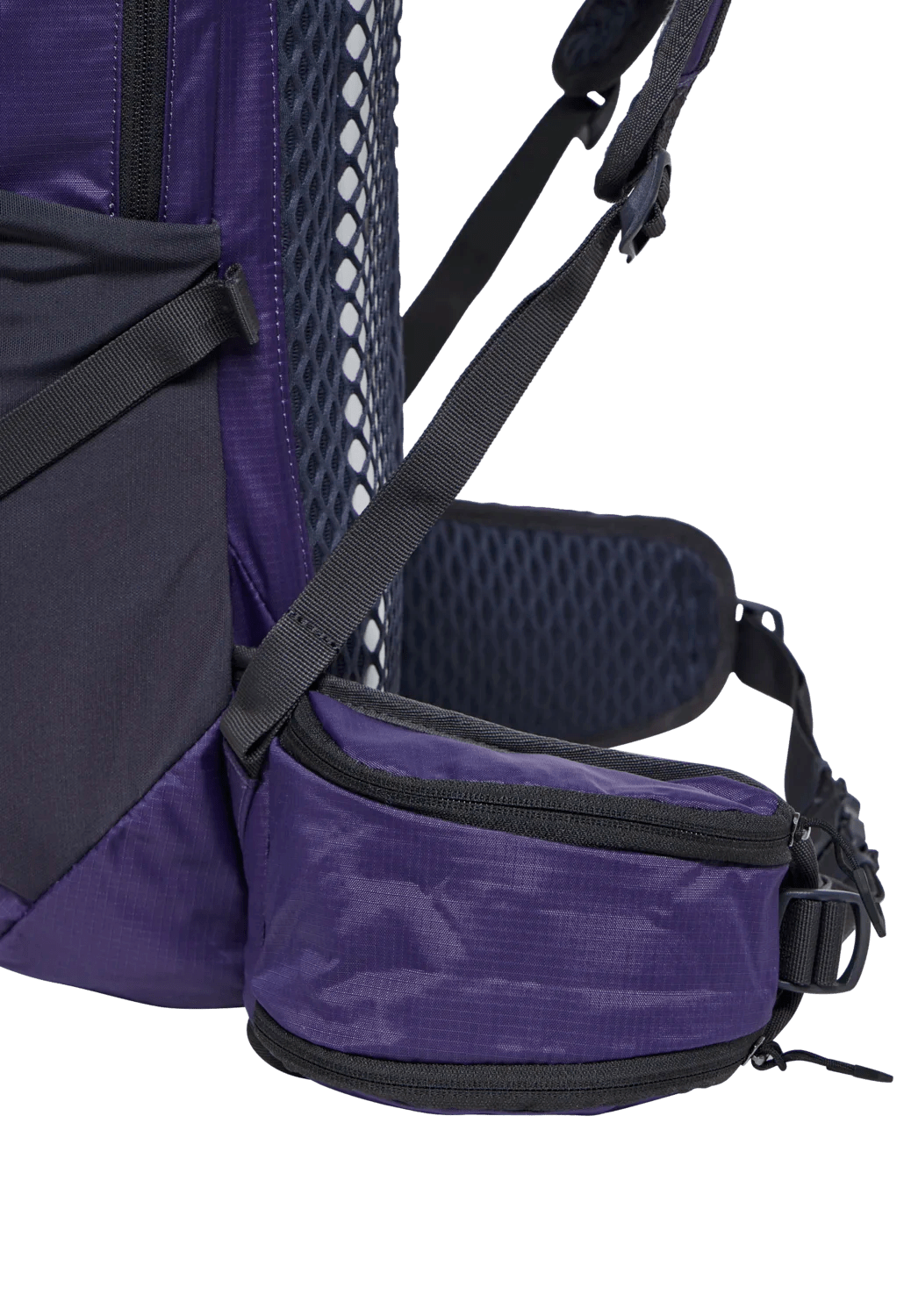 Jack Wolfskin CYROX SHAPE 30 S - L - Bags at PeakStyle