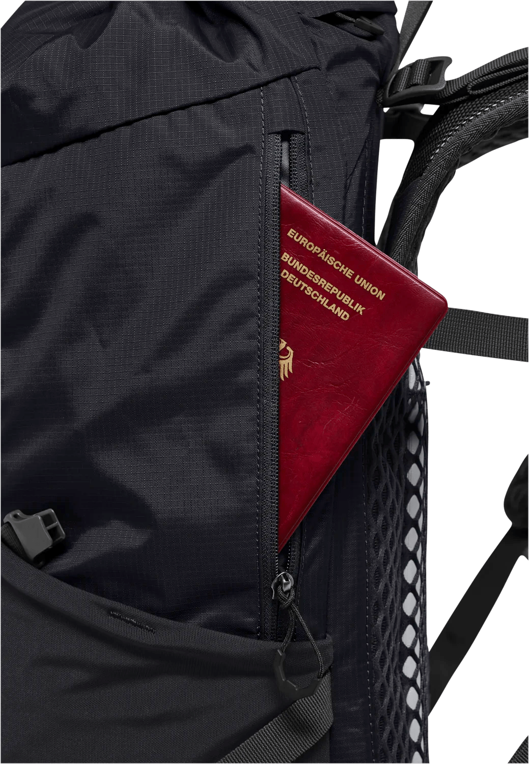 Jack Wolfskin CYROX SHAPE 30 S - L - Bags at PeakStyle