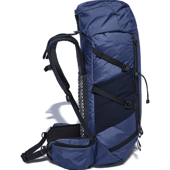 Jack Wolfskin CYROX SHAPE 35 S - L - Bags at PeakStyle