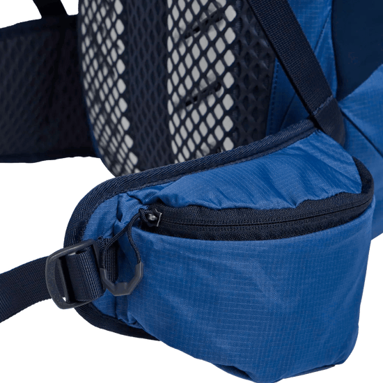 Jack Wolfskin CYROX SHAPE 35 S - L - Bags at PeakStyle