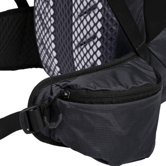 Jack Wolfskin CYROX SHAPE 35 S - L - Bags at PeakStyle