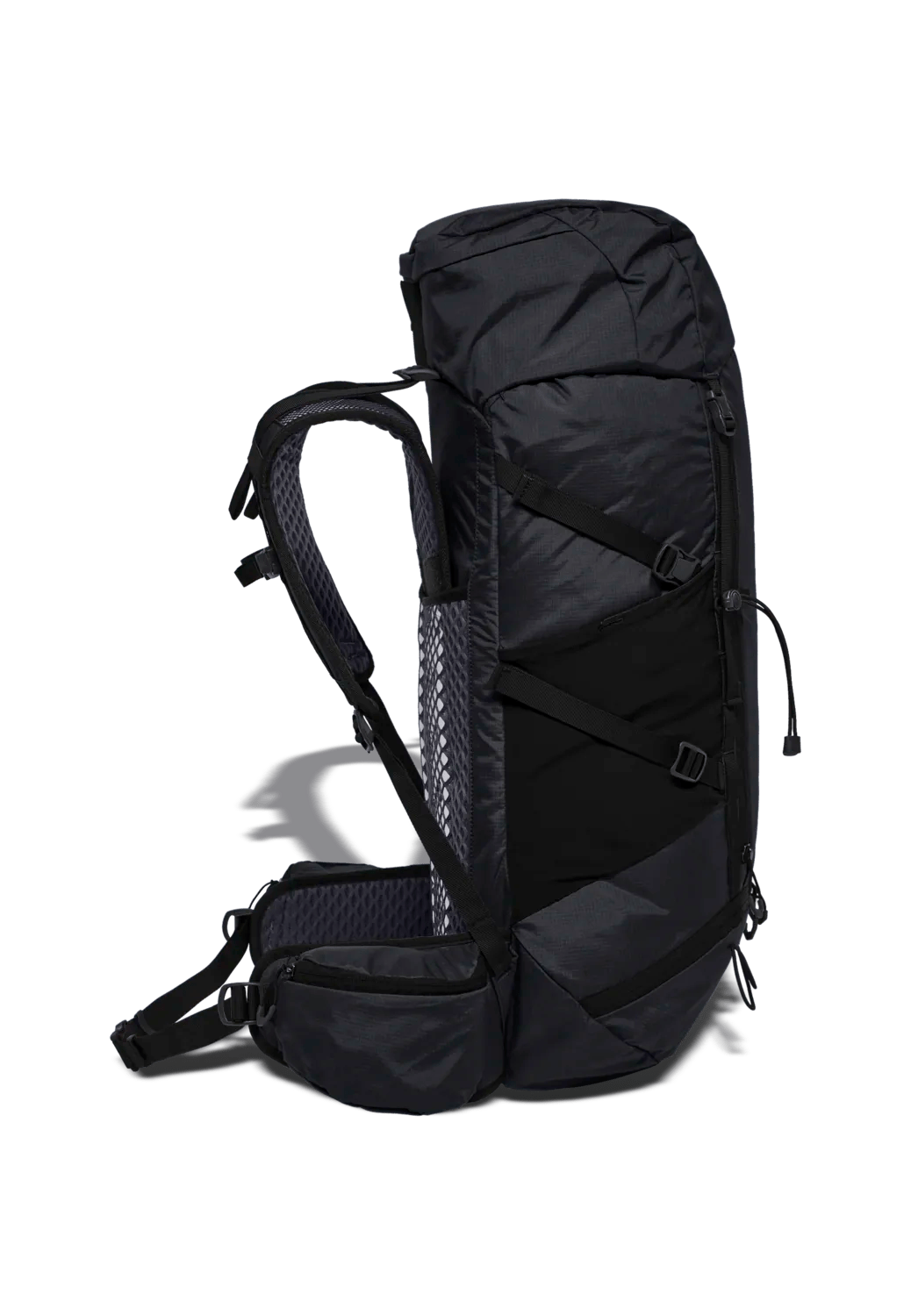 Jack Wolfskin CYROX SHAPE 35 S - L - Bags at PeakStyle