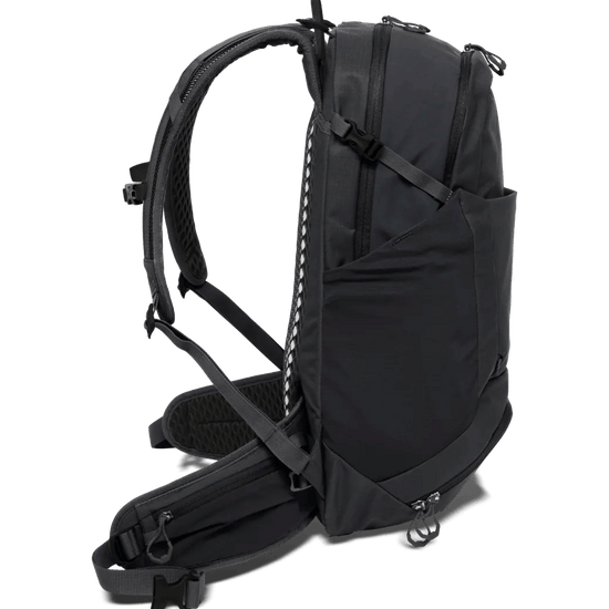 Jack Wolfskin MOAB JAM SHAPE 25 - Bags at PeakStyle