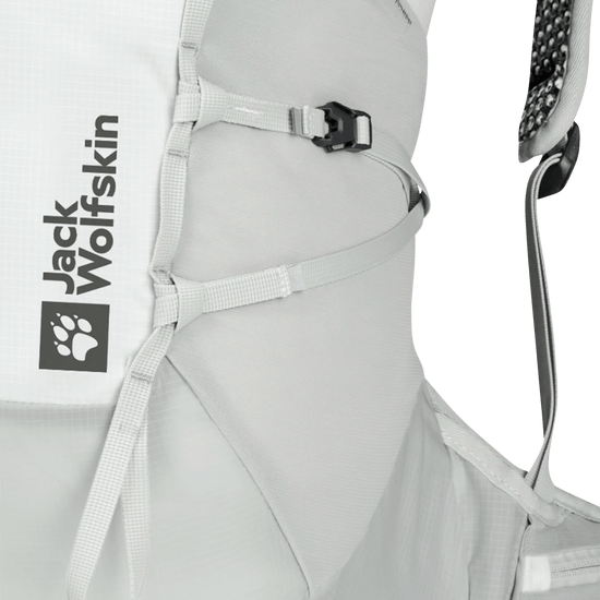 Jack Wolfskin PRELIGHT VENT 20 - Bags at PeakStyle