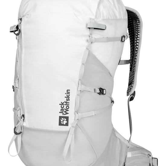 Jack Wolfskin PRELIGHT VENT 20 - Bags at PeakStyle