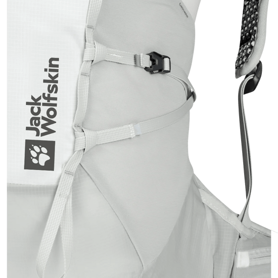 Jack Wolfskin PRELIGHT VENT 20 - Bags at PeakStyle