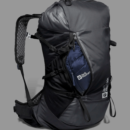 Jack Wolfskin PRELIGHT VENT 20 - Bags at PeakStyle