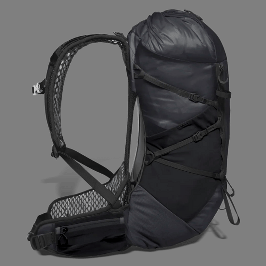 Jack Wolfskin PRELIGHT VENT 20 - Bags at PeakStyle