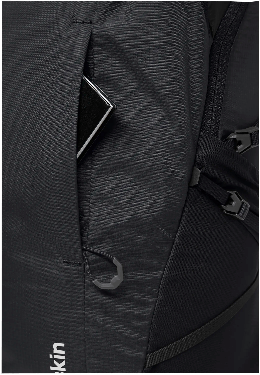 Jack Wolfskin PRELIGHT VENT 25 S - L - Bags at PeakStyle