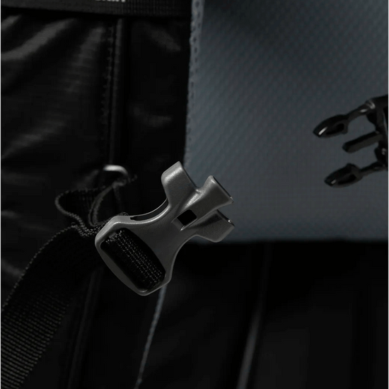 Jack Wolfskin TRAILFLAIR M 50 S - L - Bags at PeakStyle