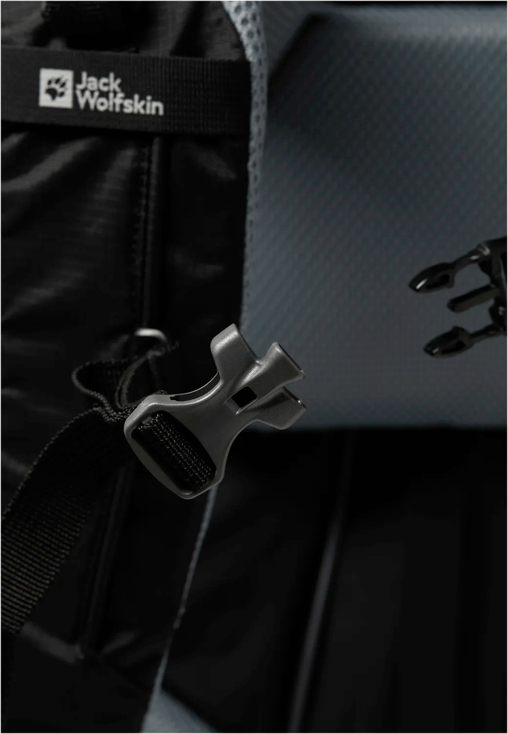 Jack Wolfskin TRAILFLAIR M 50 S - L - Bags at PeakStyle