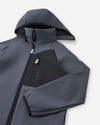 Reima Mukana Hybridjacke in Soft Black – Detailansicht