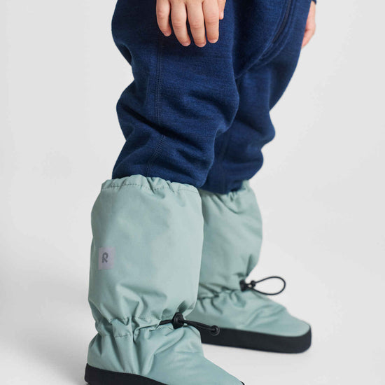 Reima Anturoin ReimaTec Winter Booties for Babies – Stone Green – Close-up