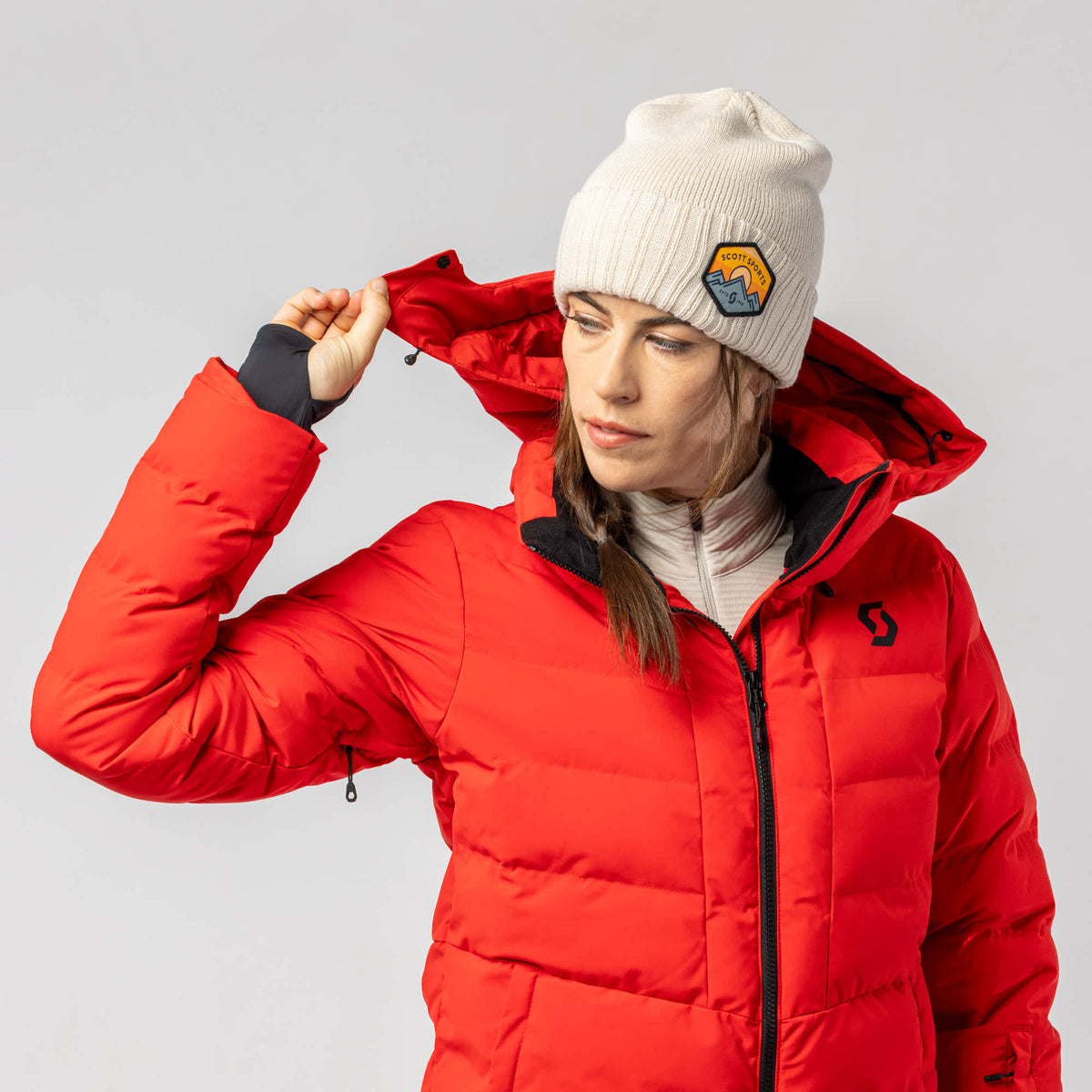 Veste de sports d'hiver SCOTT Ultimate Warm pour femme, couleur Cocoa Red – Vue détaillée et style de vie 2