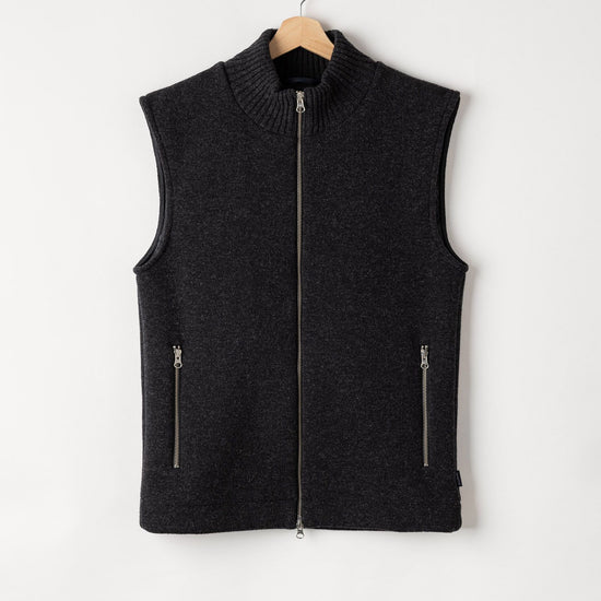 Fred Vest WP – Anthracite Melange – Kleiderbügelaufnahme