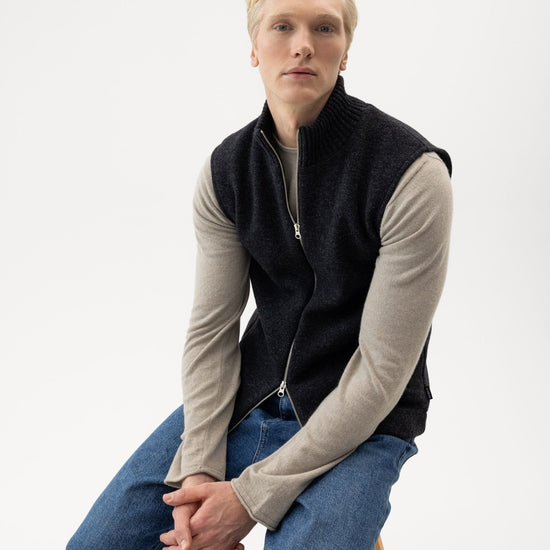 Fred Vest WP – Anthracite Melange – Herstelleransicht