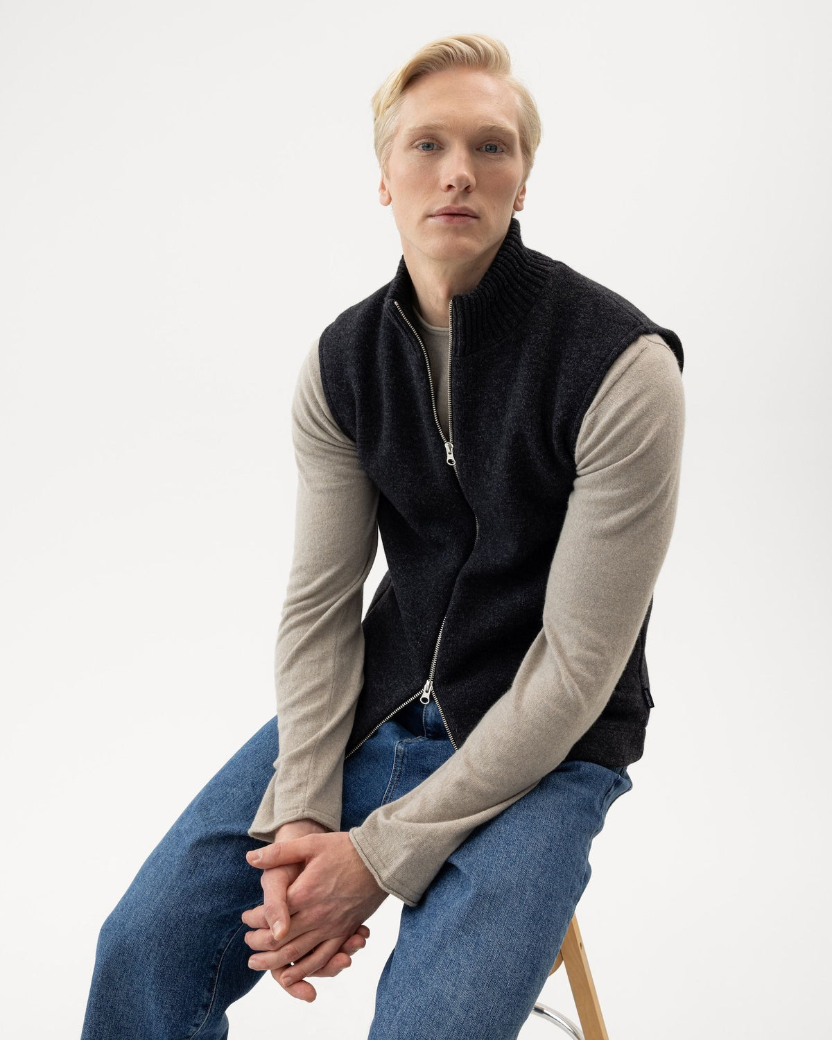 Fred Vest WP – Anthracite Melange – Herstelleransicht