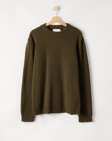 Harry Crew – Ivy Green – Kleiderbügelaufnahme