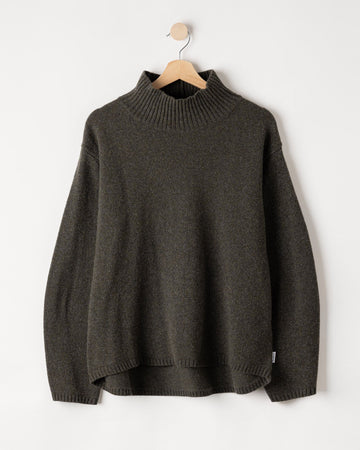 Veronika Turtle – Forest Green – Kleiderbügelaufnahme